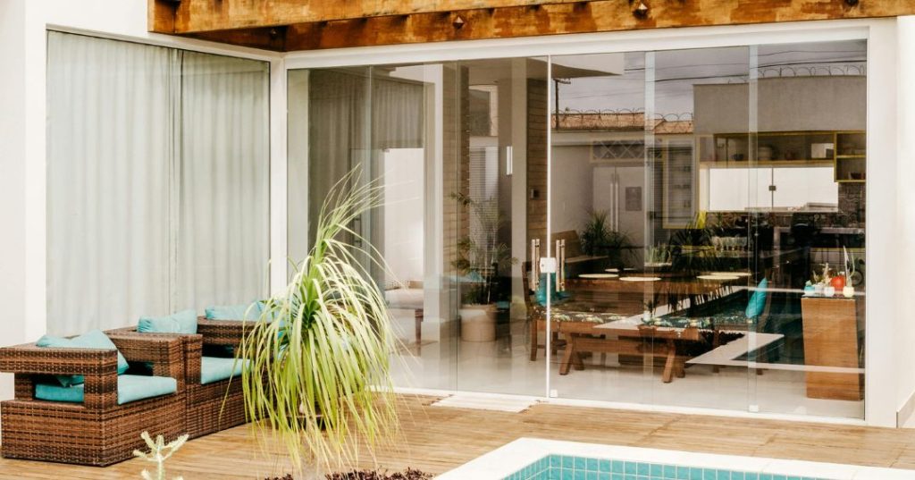 Portas de vidro em Montes Claros